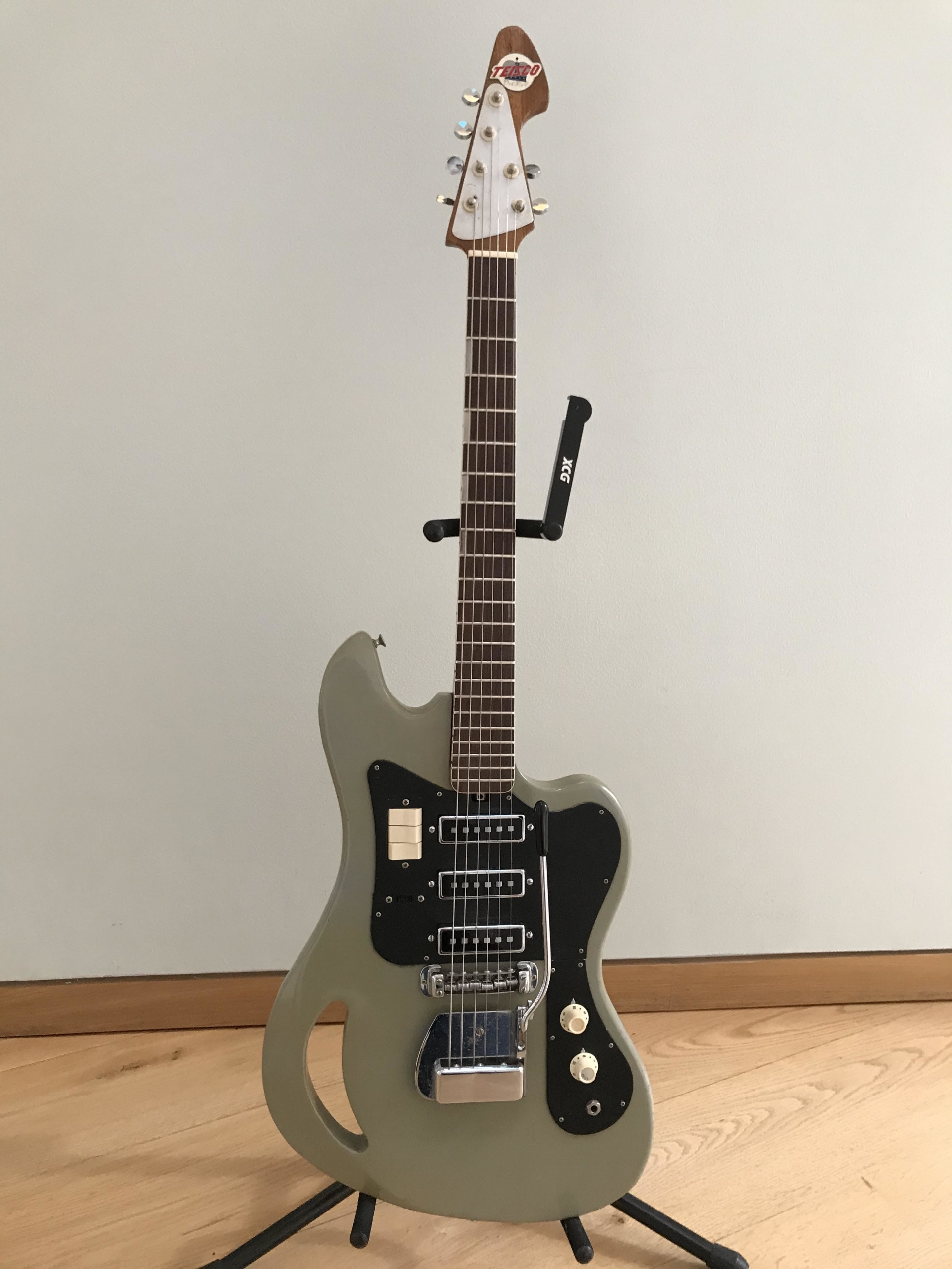 Mark Knopfler's Teisco TG-64 Electric Guitar Is On Auction