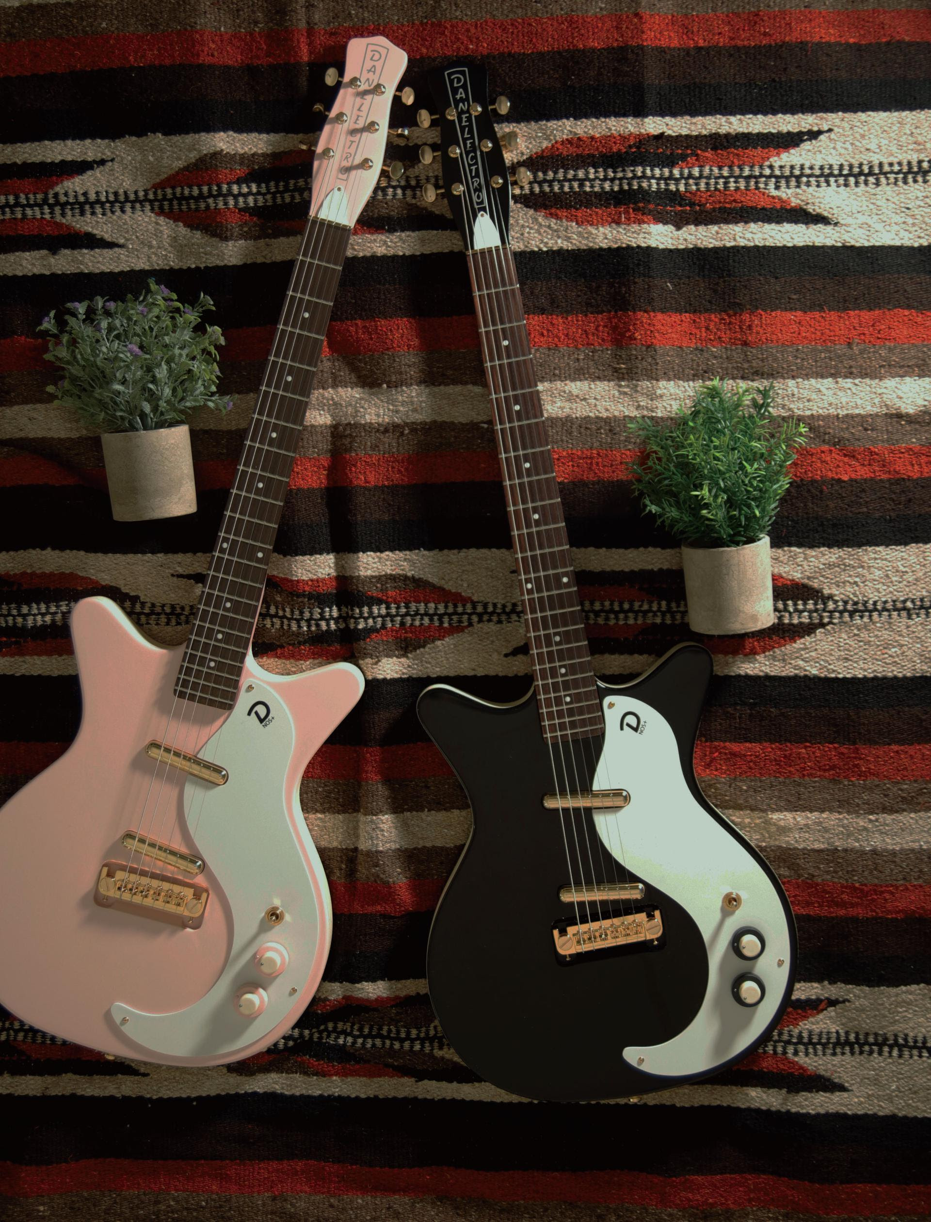 DANELECTRO 59 M NOS +ゴールドハードウェア仕様の限定モデル！