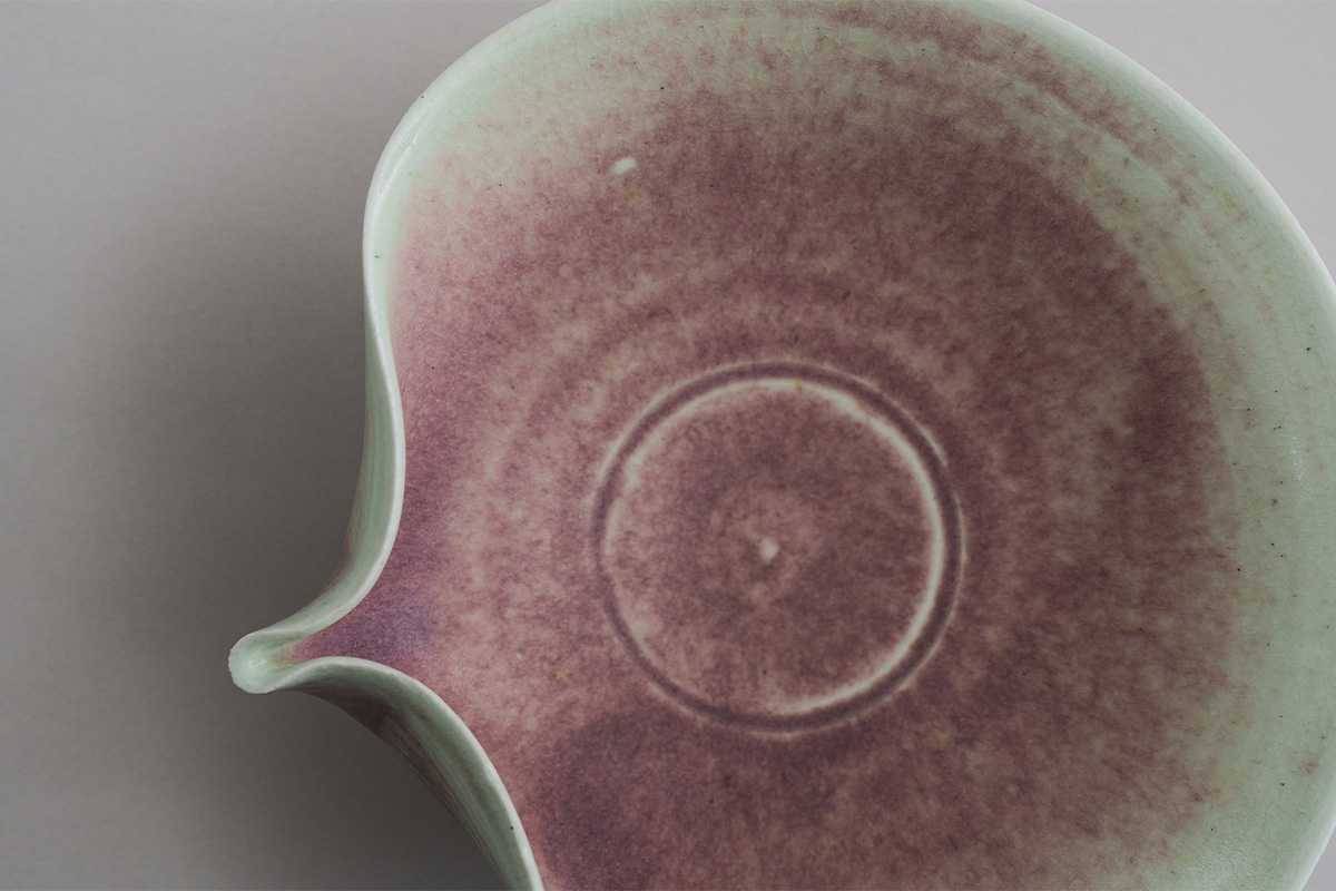 釉薬とフォルムを愉しむ。遊び心にあふれた田村一のうつわ | Discover