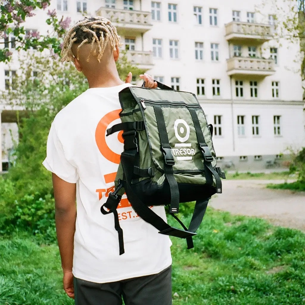 ベルリンの名門テクノレーベルTRESORのオフィシャルTシャツ/レコード