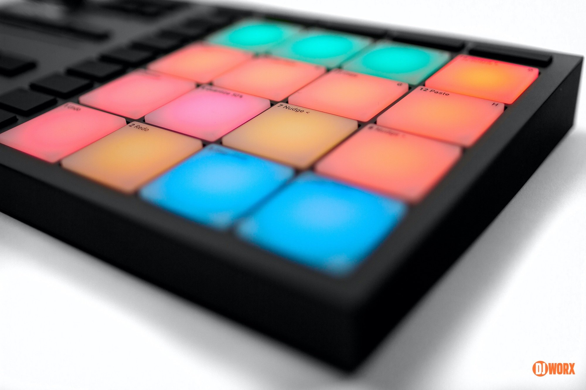 REVIEW: Maschine Mikro MK3 — a DJ's perspective – DJWORX
