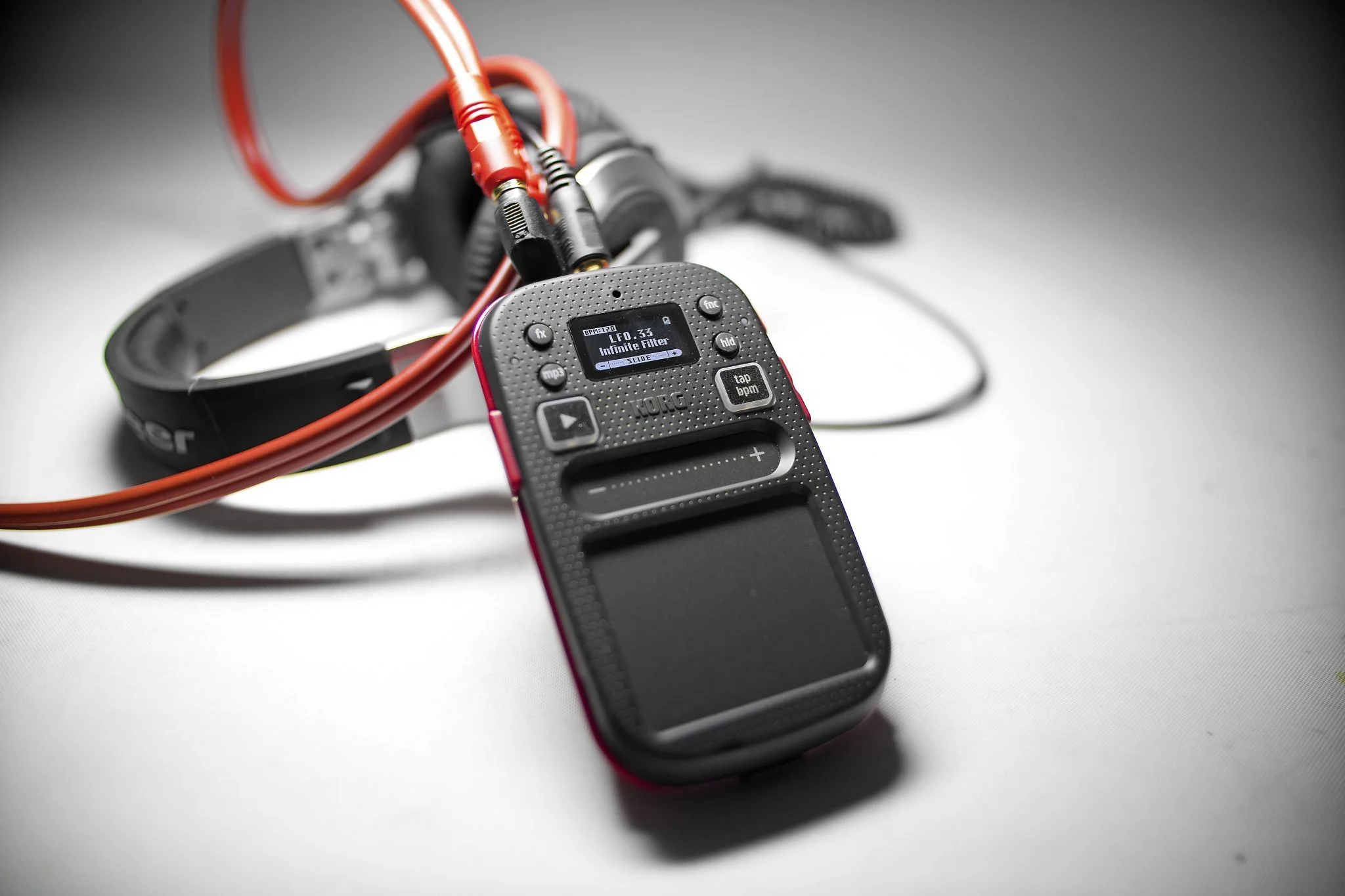 REVIEW: Korg mini KAOSS Pad 2 – DJWORX