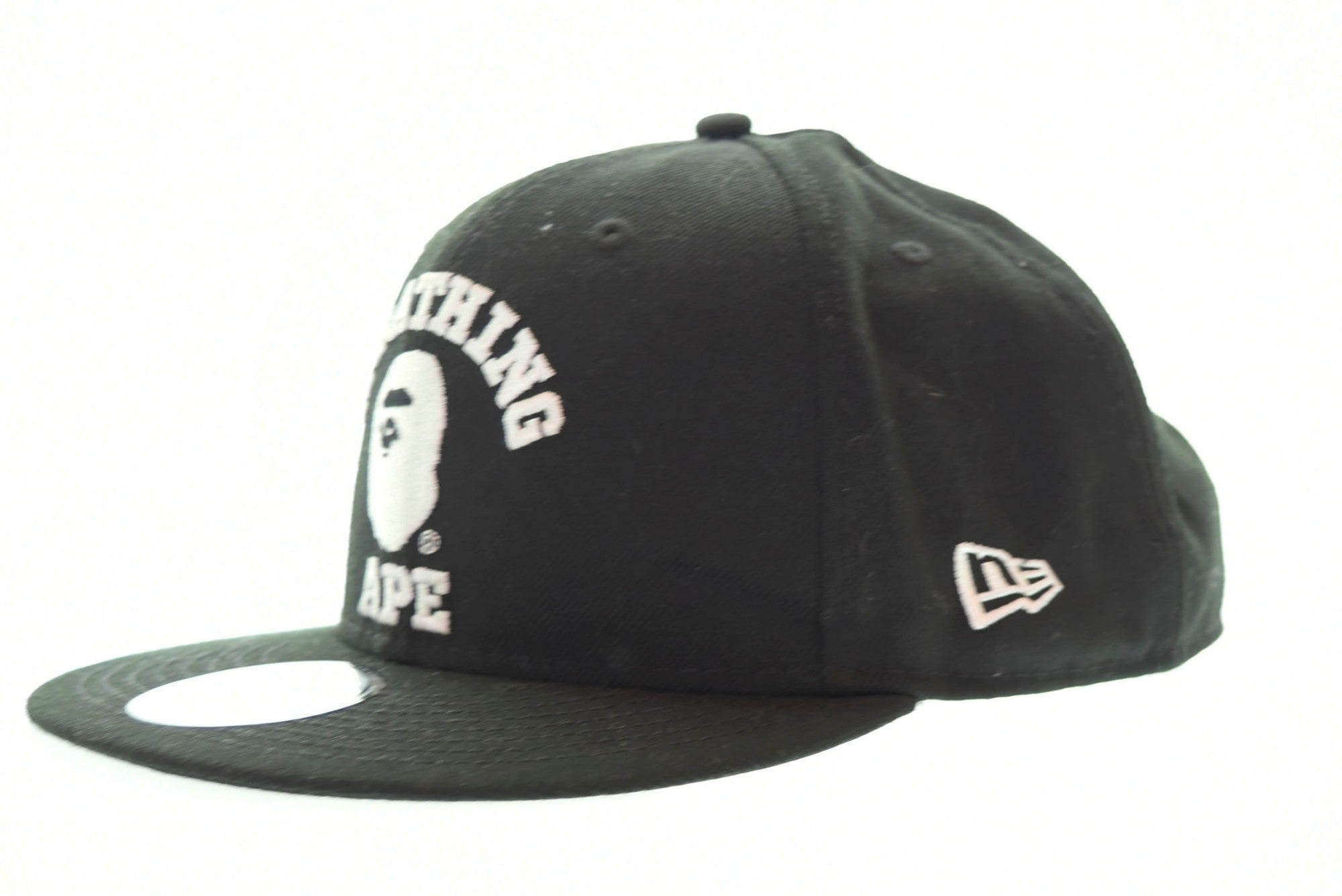 アベイシングエイプ A BATHING APE NEW ERA SNAP BACK CAP