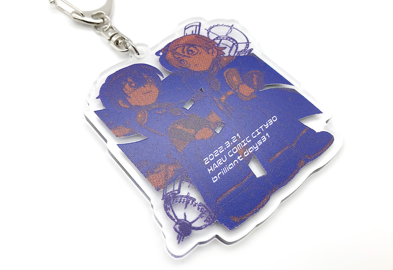 壮大な宇宙で見つめあうふたりを描いたキーホルダー | 同人グッズ.jp