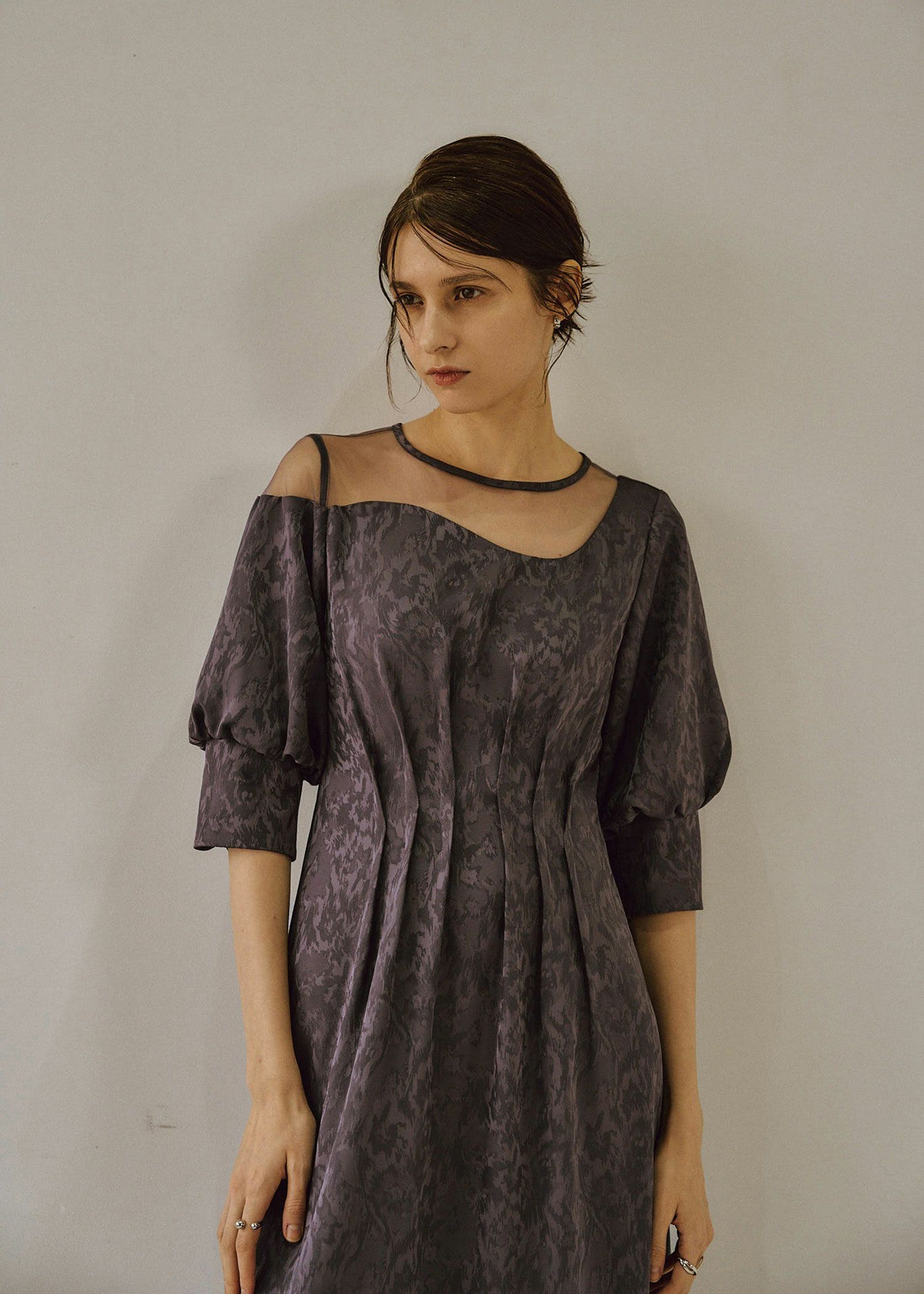 Meandering waist tuck flare dress｜LE'RURE