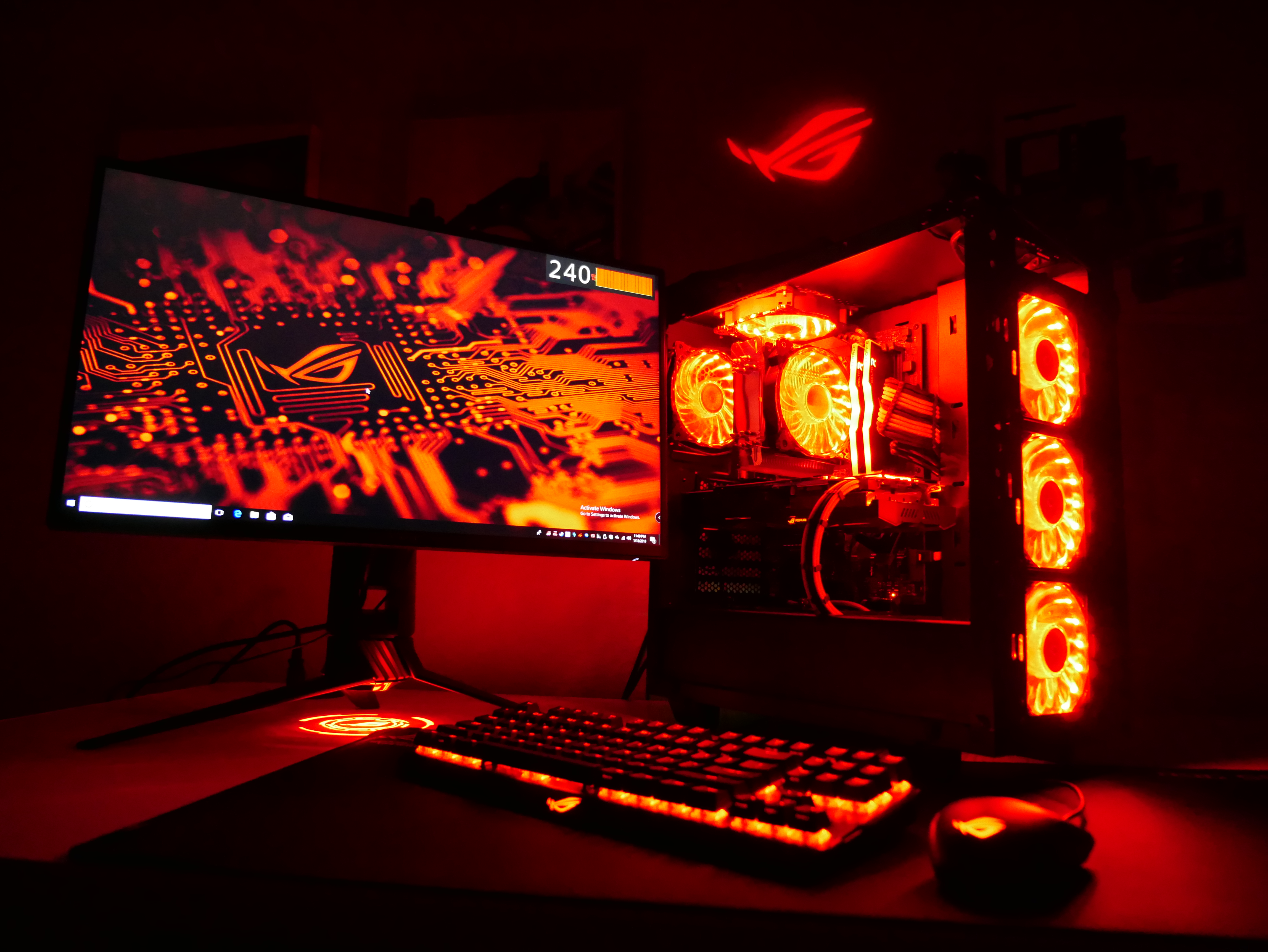 ROG Spotlight | Apparel, Bags, & Gear | ROG United States