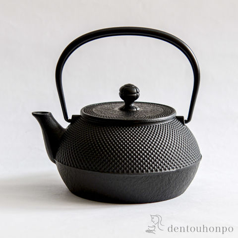 dショッピング |鉄瓶 7型 特製アラレ紋 内面釜焼・外面黒焼付仕上げ IH