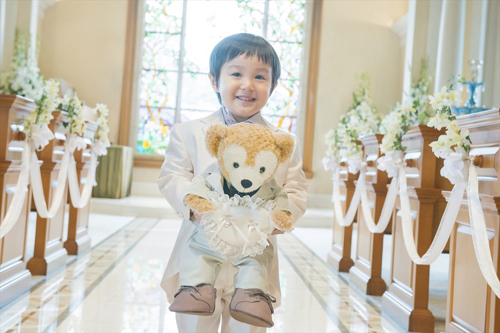 リングボーイにフラワーガール、キャナリークロージングにダッフィー