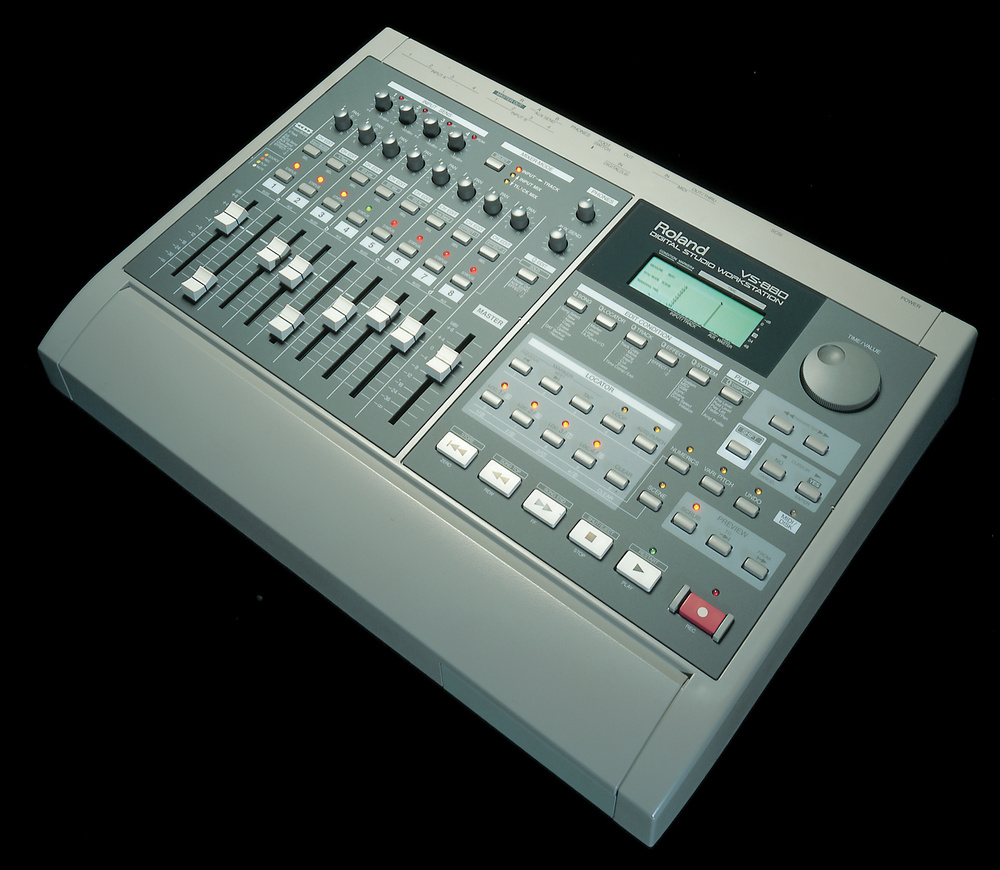 Roland HDレコーダー VS-880 HD マルチトラックレコーダー Roland VS