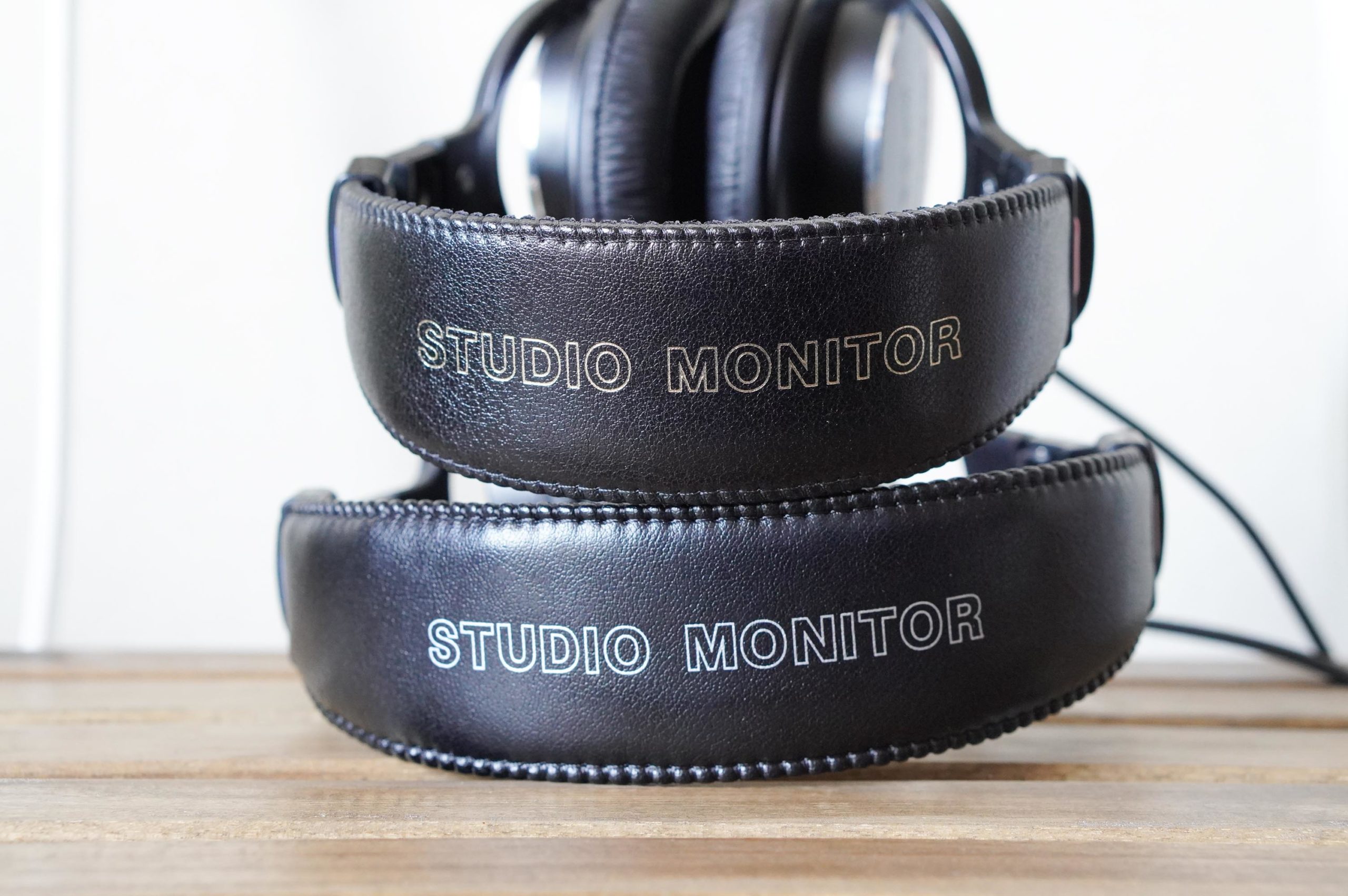 SONY MDR-7506モニターヘッドホンのレビュー！モニターヘッドフォンの