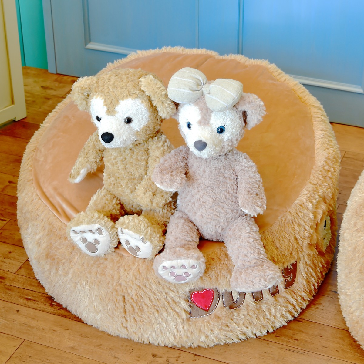 ダッフィ 完全受注生産 テーブル 【公式通販】