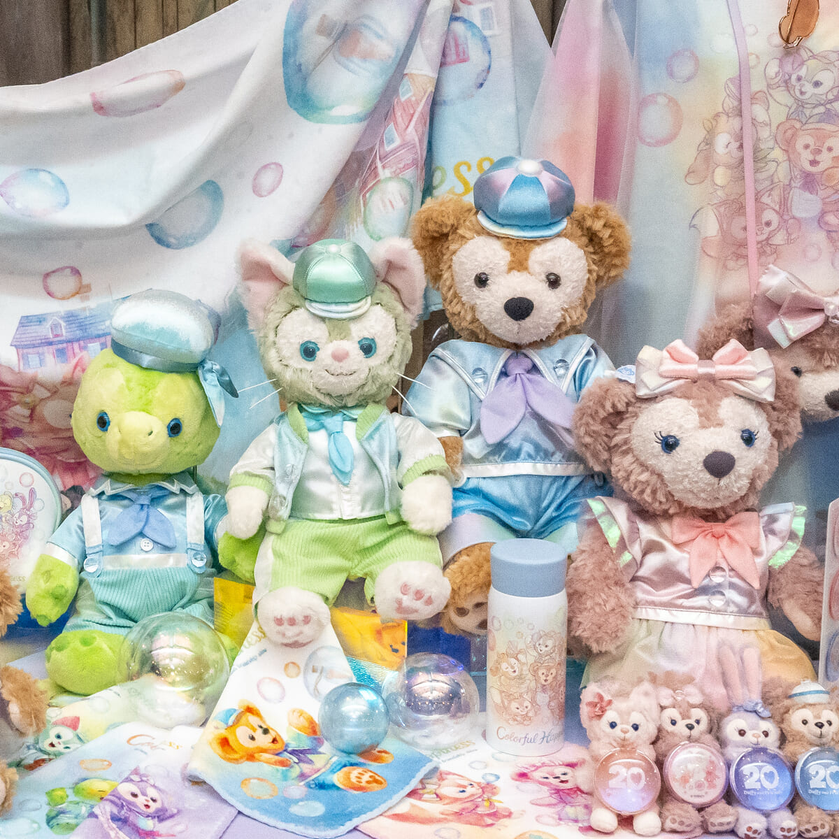 ダッフィー＆フレンズ20周年限定 コスチューム ダッフィー 虹色を