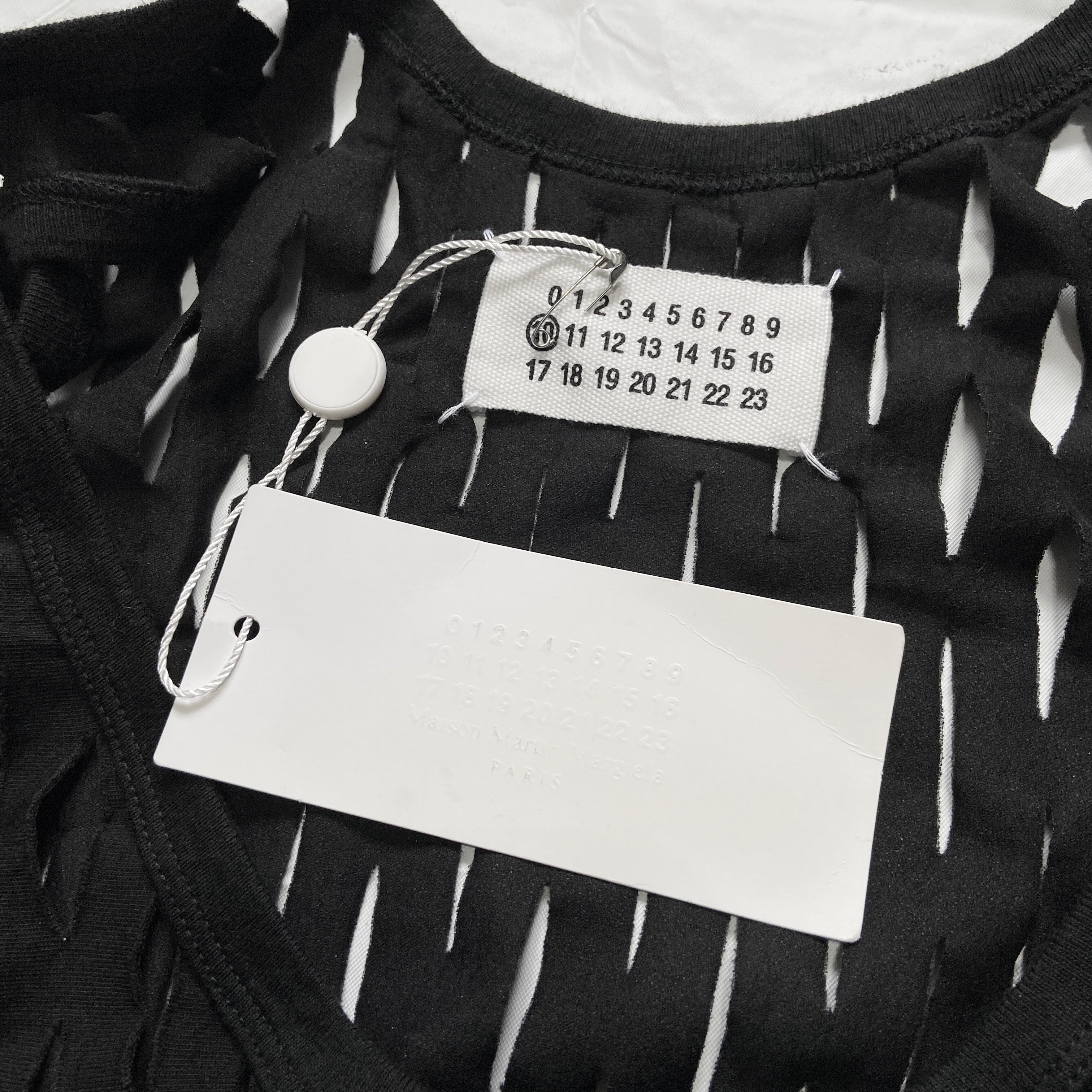 Maison Martin Margiela BWNT ss09 laser cut tank 48 – Dusty Archive