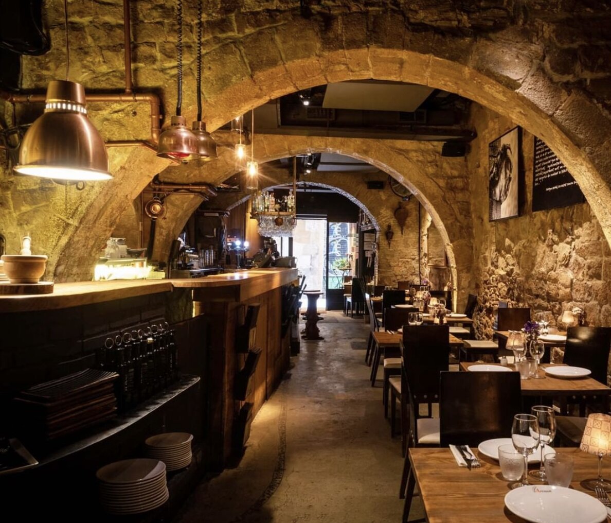 チャノアルメンテ 占領されたテーブル バルセロナ チャノアルメンテ