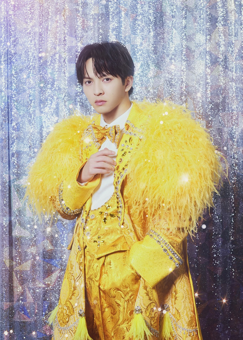 M!LK 吉田仁人 生誕写真 トレカ M!X 吉田仁人（下段左から2番目）の