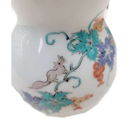 14代酒井田柿右衛門 (十四代酒井田柿右衛門) 花瓶 錦葡萄リス文