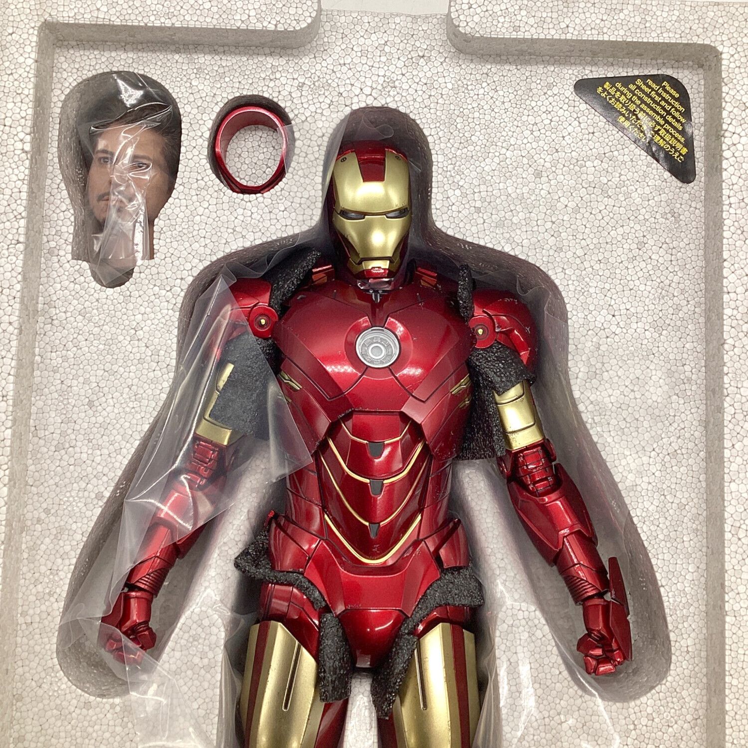 ホットトイズ DIECAST アイアンマン・マーク46 1/6 フィギュア Amazon