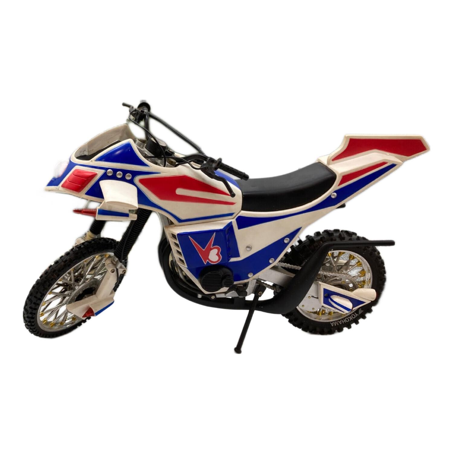 仮面 ライ ダ ーV3 メディコム トイ&ハリケーン6分の1ダイキャストモデル