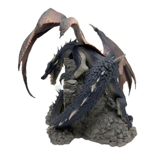 黒龍 ミラボレアス CFB モンハン クリエイターズモデル フィギュア