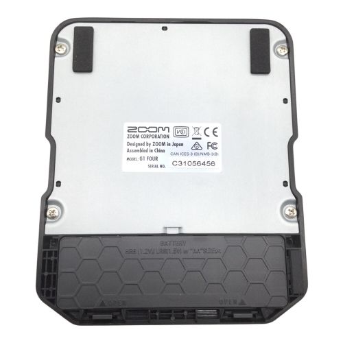 ZOOM (ズーム) Multi-Effects Processor G1X FOUR｜トレファクONLINE