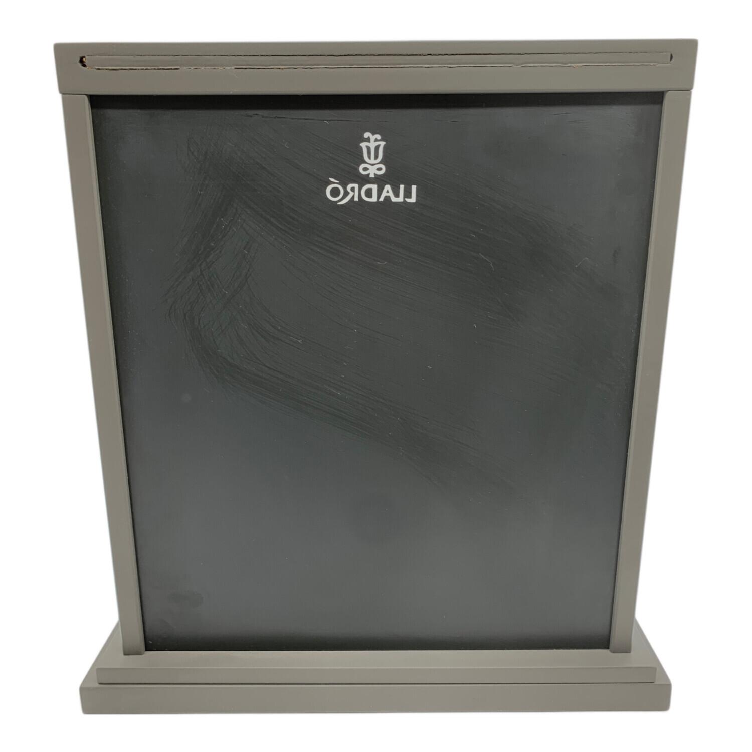 LLADRO (リヤドロ) ガラスショーケース｜トレファクONLINE