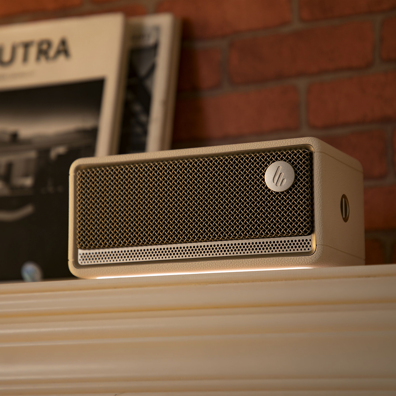 ES60 Portable Bluetooth Speaker – Edifier USA