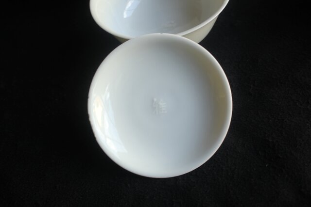 古伊万里 白磁蓋茶碗 4客 P590｜骨董店 のびる 古美術 骨董 和風建具