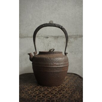 AKa6845時代古い鉄瓶