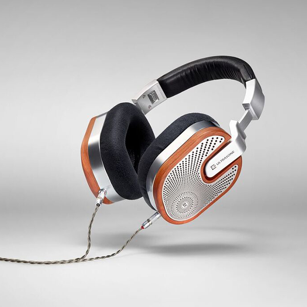 キレと広がりがイイ！ULTRASONE新世代Signature 3機種を比較レビュー