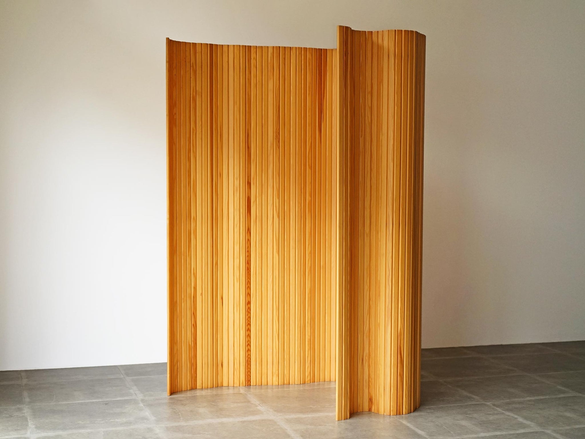 Alvar Aalto（アルヴァ・アアルト) アアルトスクリーン100 “Alto