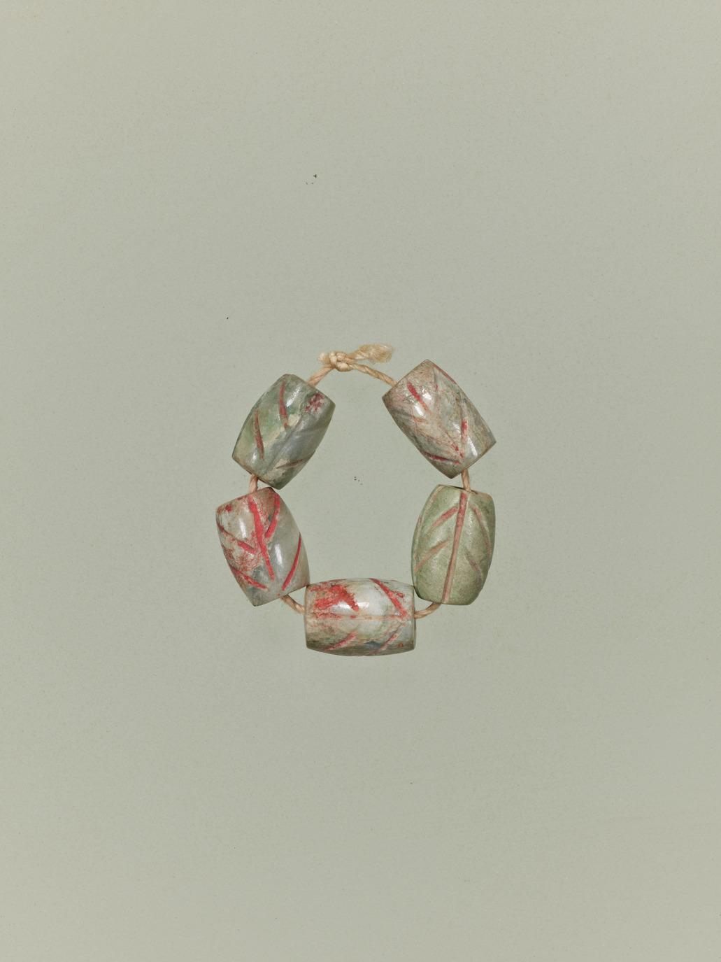 e国宝 - 硬玉棗玉