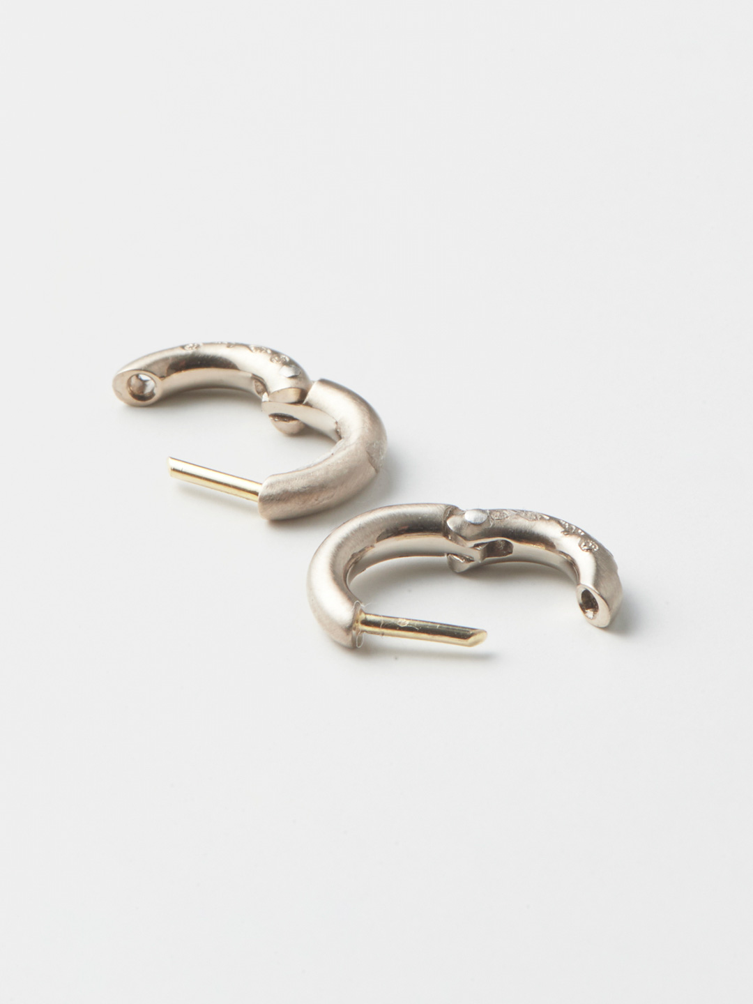 hum(ハム) | ハムエタ クラシック ピアス S - ホワイトゴールド