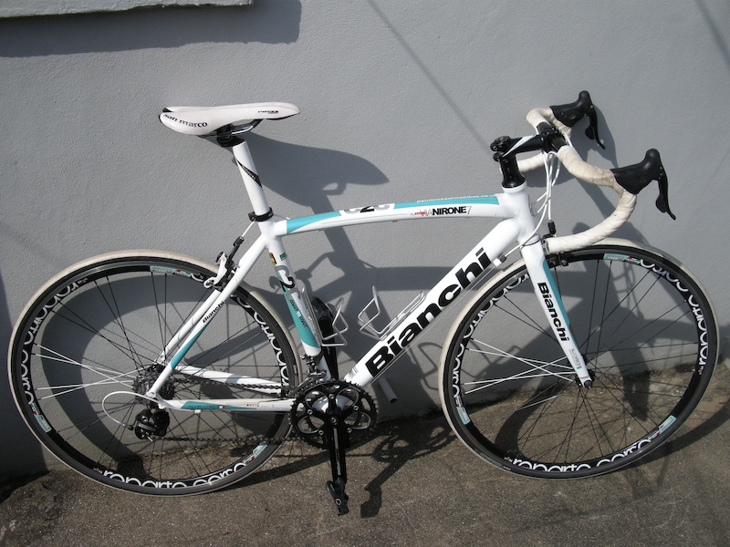 再値下げ】Bianchi ビアニローネ7 2011年モデル (ヘルメット付き) 再