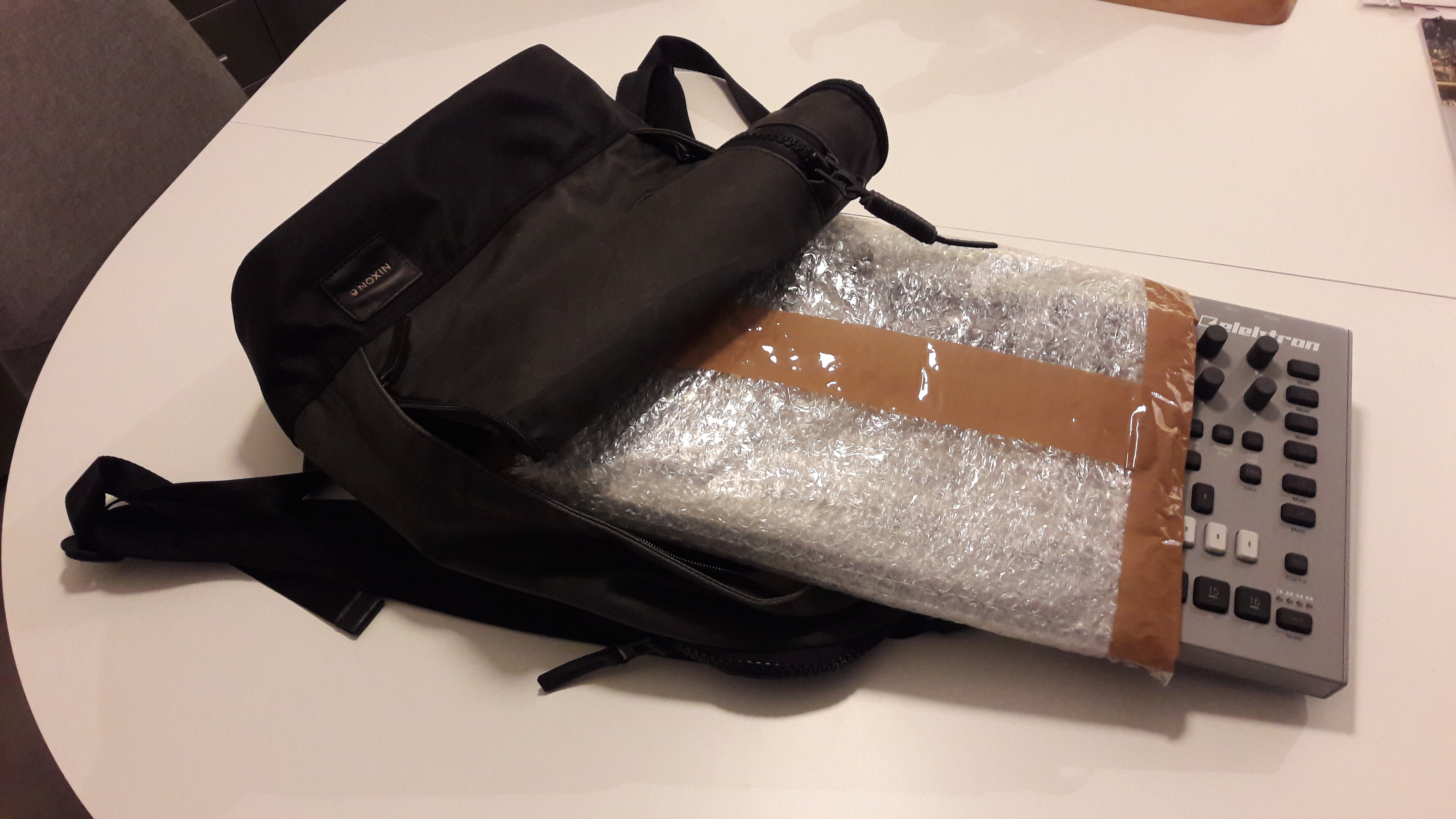 Analog Four MKII Bag/Pouch/Sleeve, a joyful quest - Analog Keys