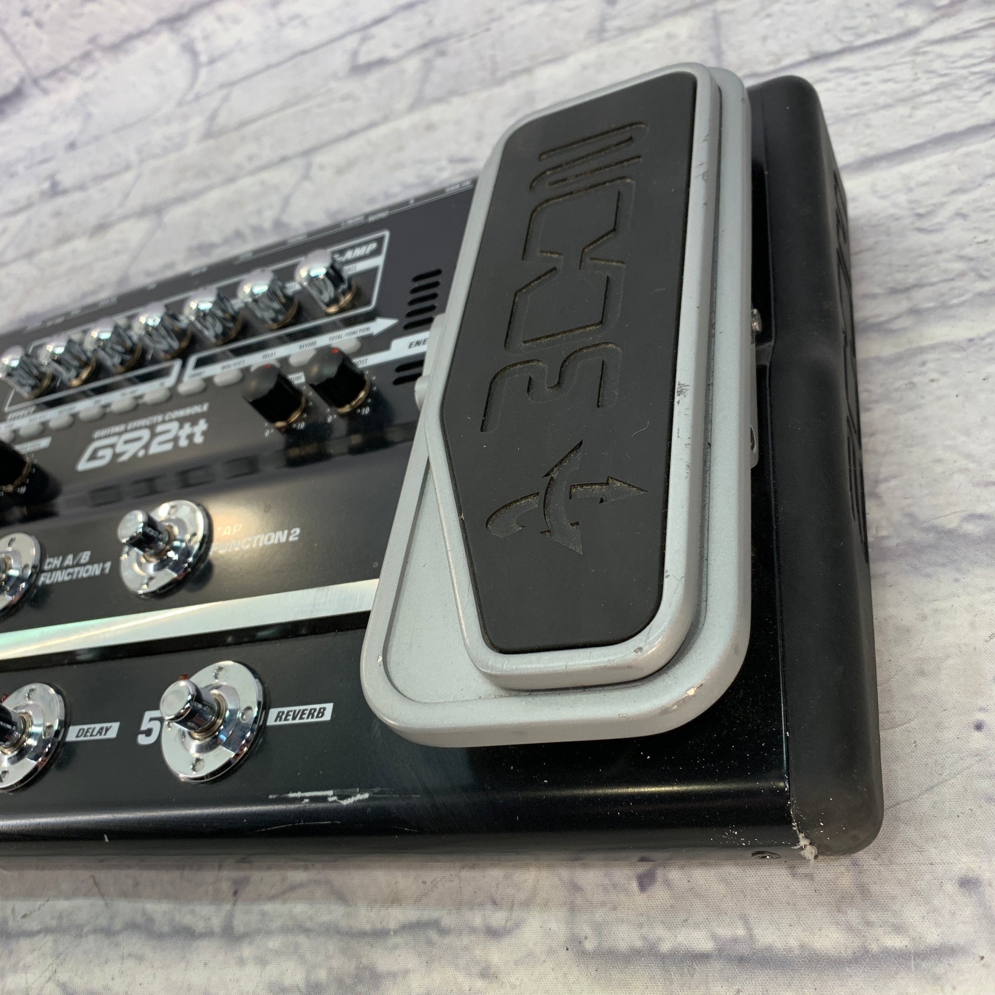 Zoom G9.2tt Guitar Effects Console - Evolution Music