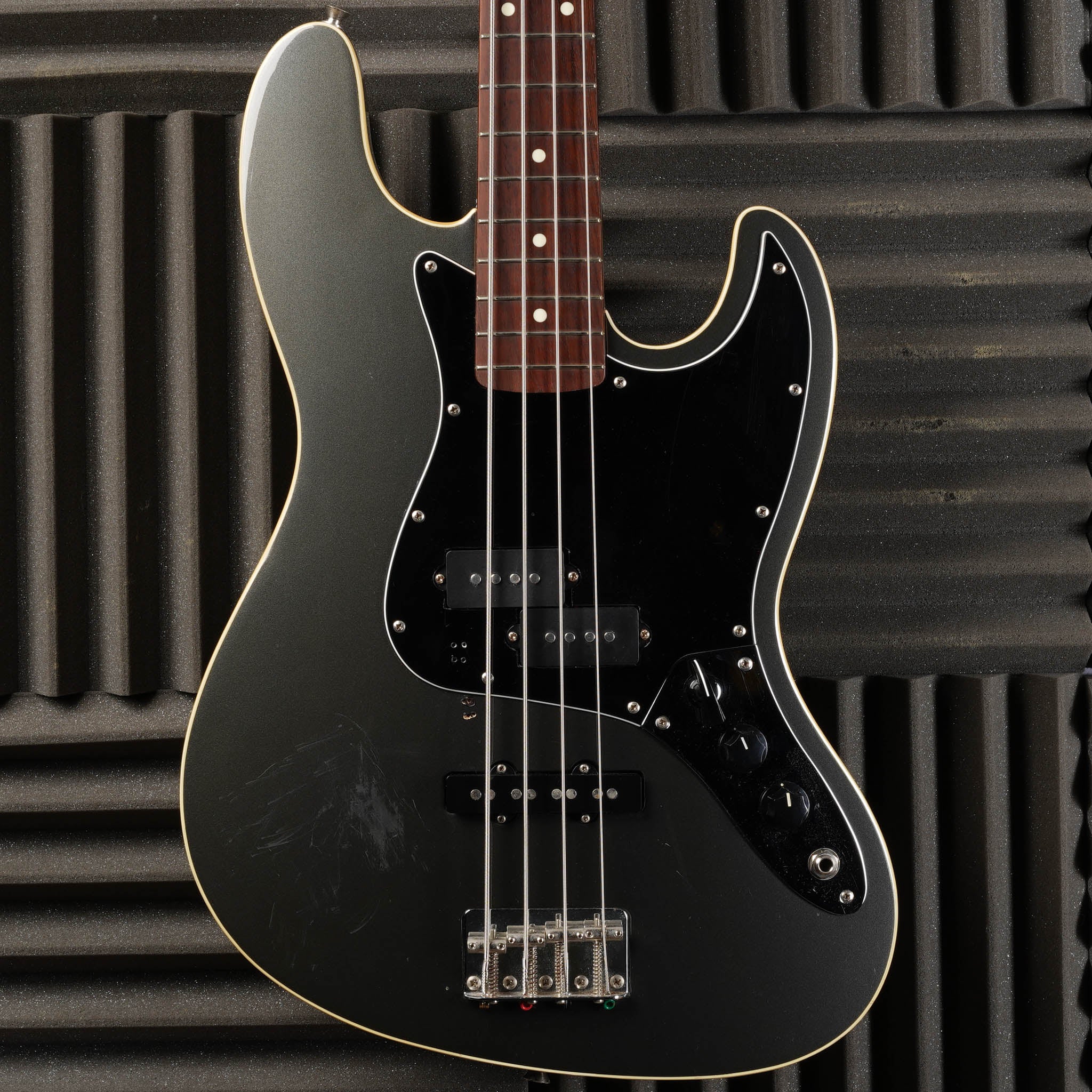 Fender AJB Aerodyne Jazz Bass 2004 - Dolphin Grey – FenderFever