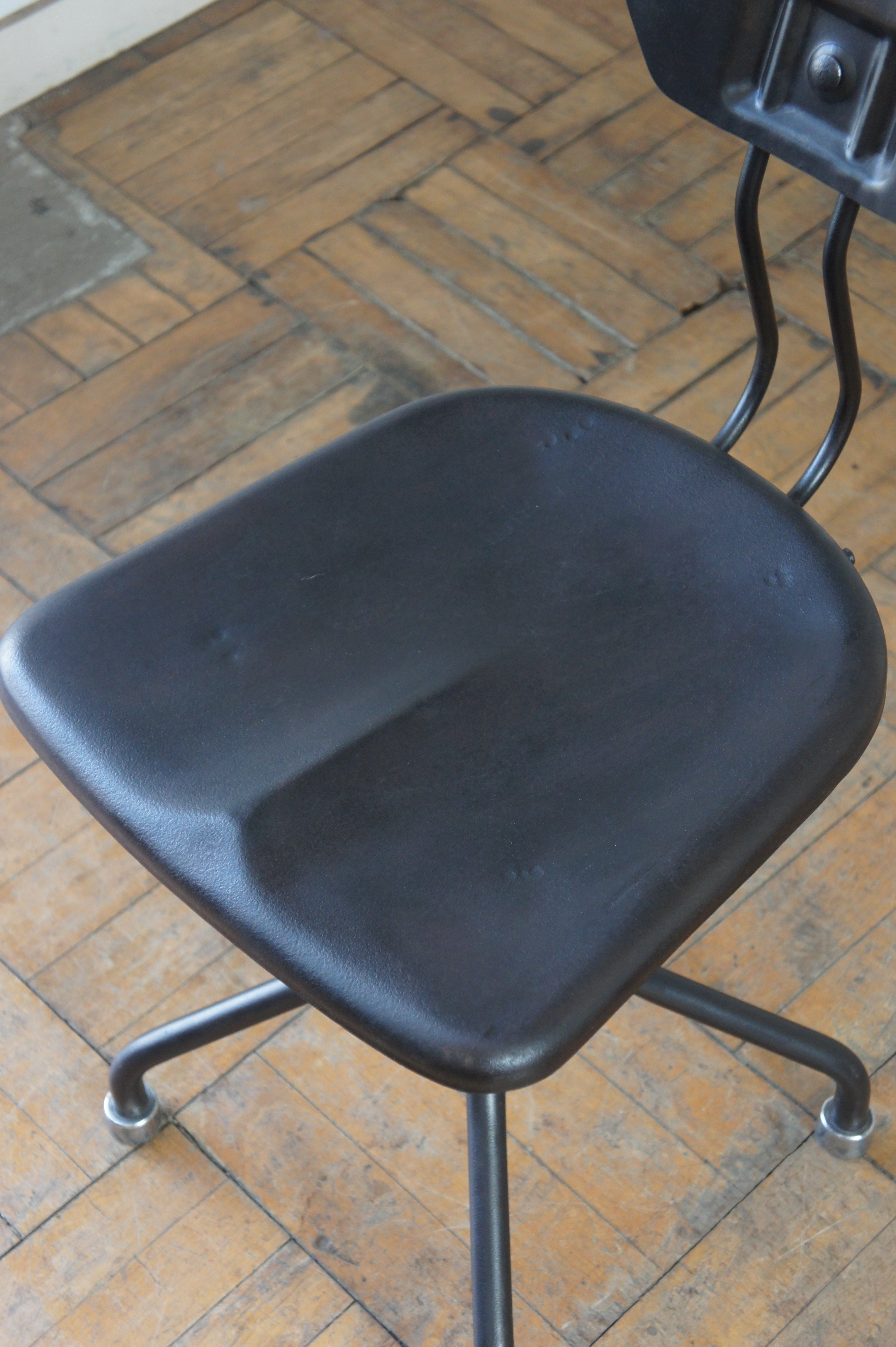 FLAMBO Chair – fertravail