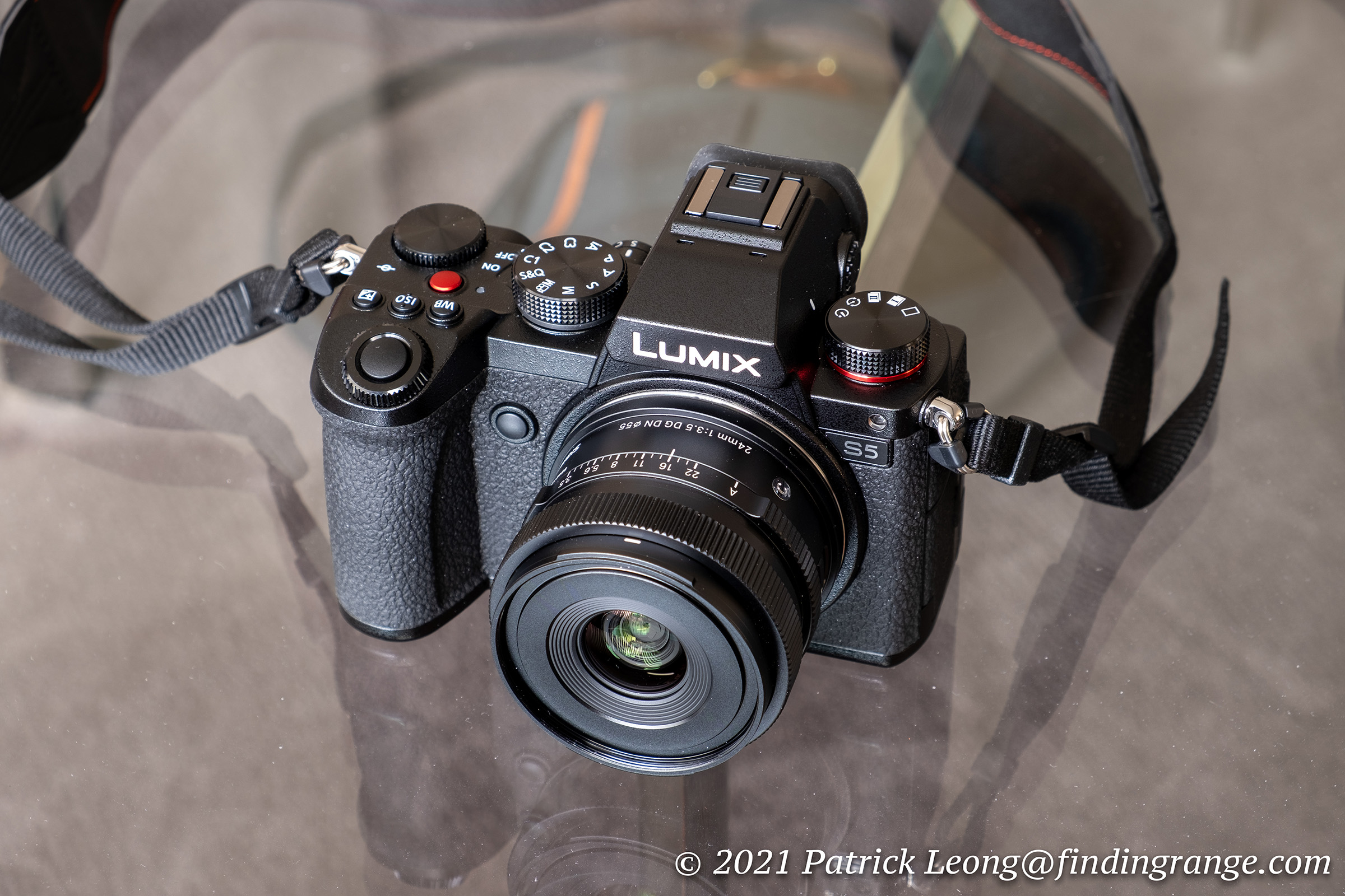 Sigma 24mm f3.5 DG DN Contemporary Lens Review - Finding Range
