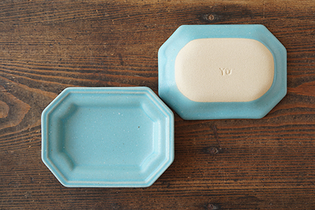 ラ15 ソーダブルー 隅切洋皿 小 - 益子焼の小さな窯元「よしざわ窯
