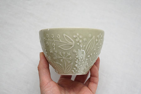 ラ44 ペールグリーン ボタニカルまるカップ - 益子焼の小さな窯元