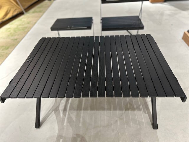 アノバ ブラックエディションウッドロールテーブル、ウッドラック入荷