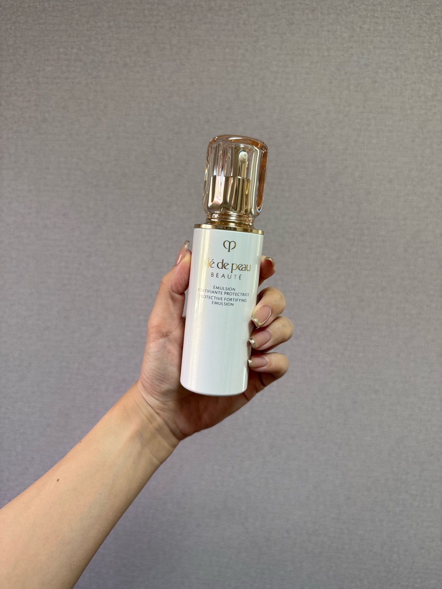 クレ・ド・ポーボーテ エマンションプロテクトゥリスn 【公式通販】