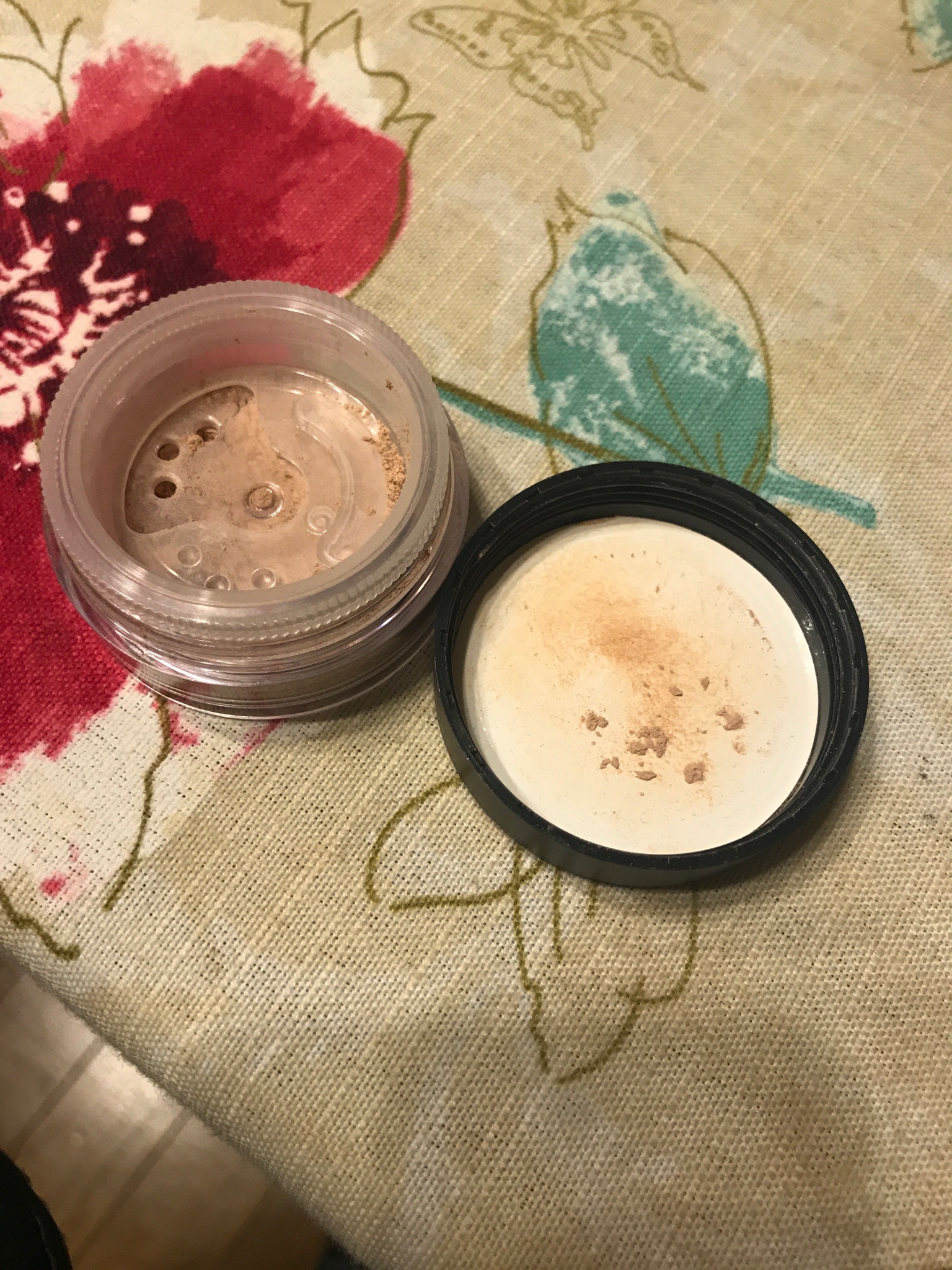 ベアミネラル / コンシーラー サマービスク（SPF20・PA++）の公式商品