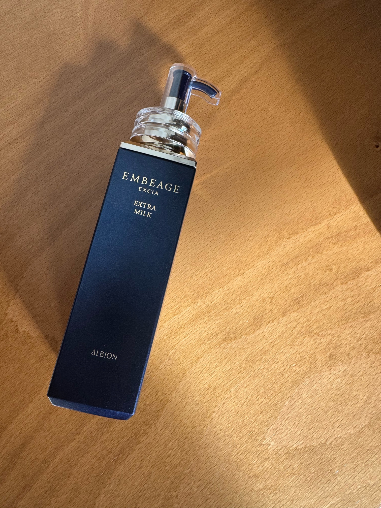 アルビオン / エクシア アンベアージュ ブライトニング エクストラ