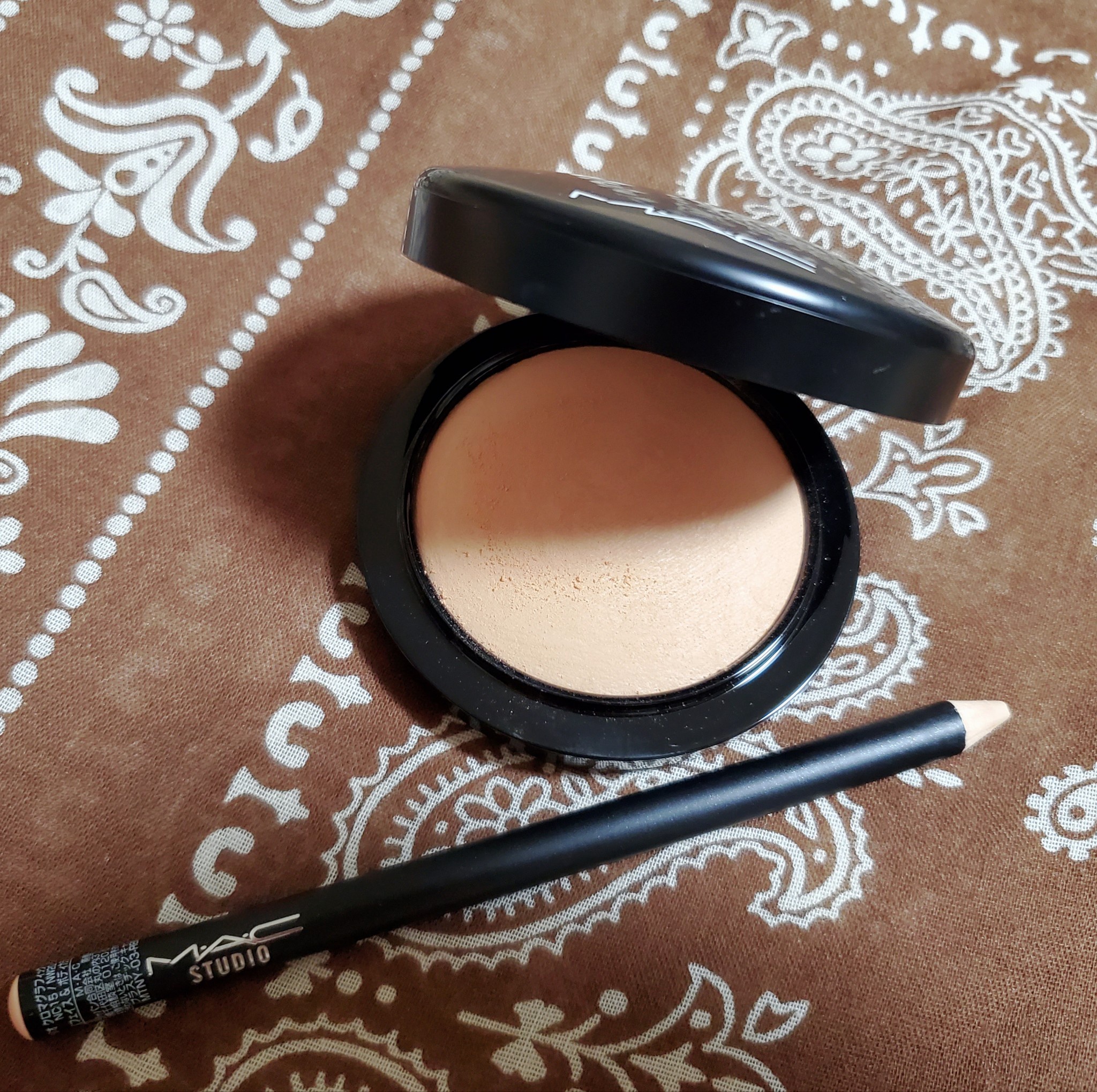 M・A・C / スタジオ クロマグラフィック ペンシルの公式商品情報｜美容