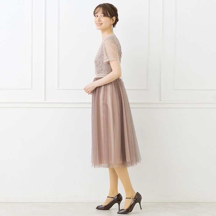 ラッセルレース×チュールレースのふんわりドレス 7号・モカベージュ