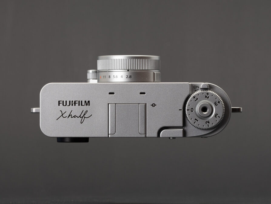 Fujifilm xhalf シルバー 富士フイルム FUJIFILM X-HF1 [シルバー