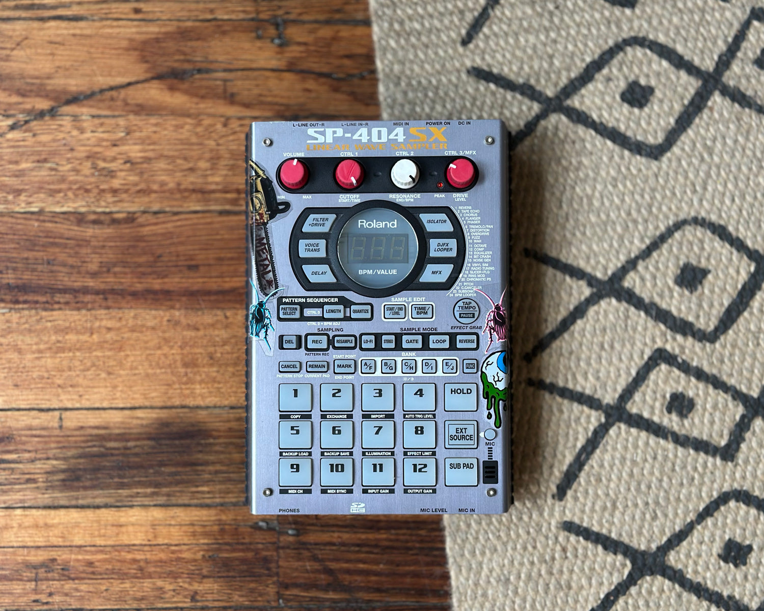 SP-404 ジャンク Roland SP-404 ポータブルパワーサンプラー ジャンク