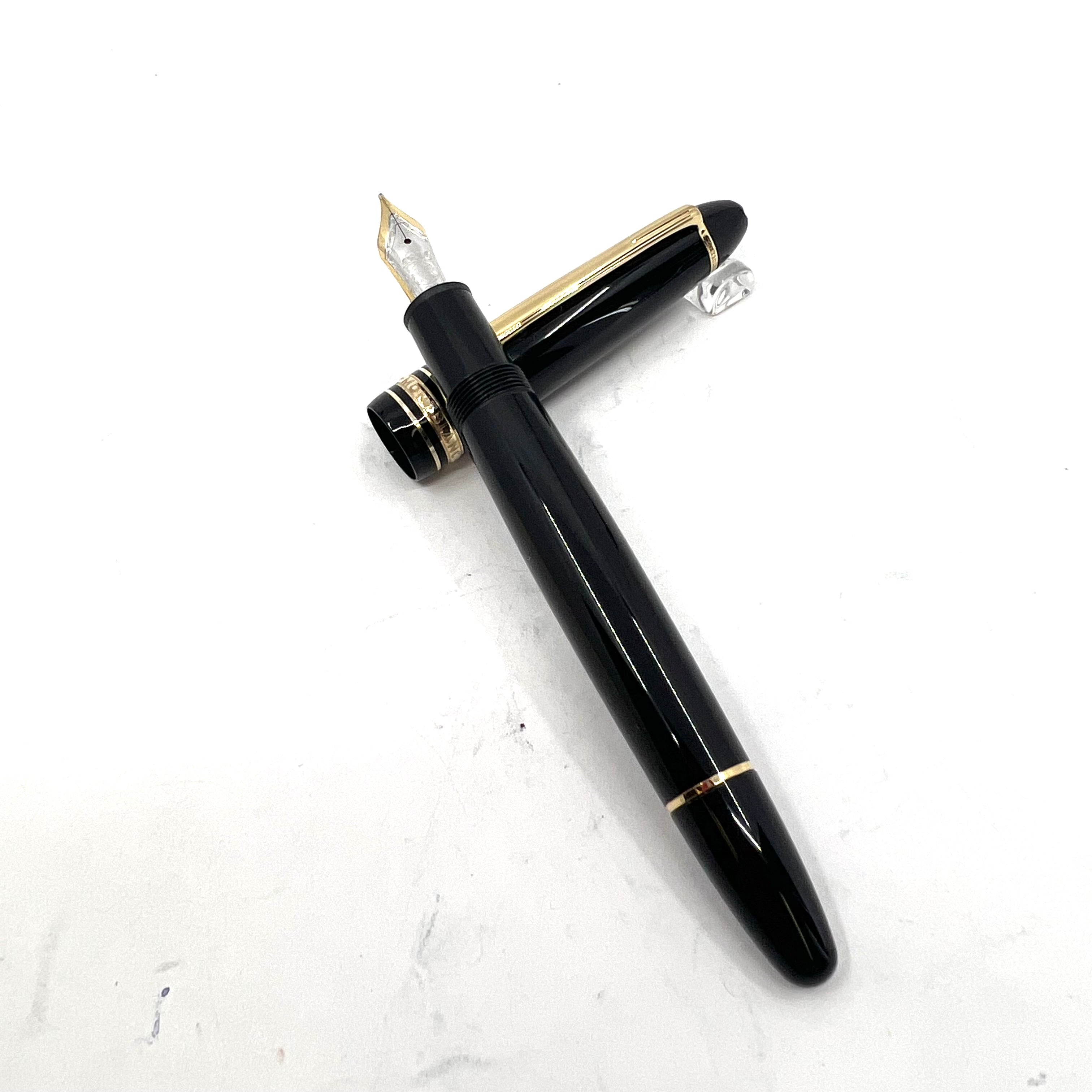 Montblanc Meisterstuck Black Resin #147 LeGrand Traveler Fountain