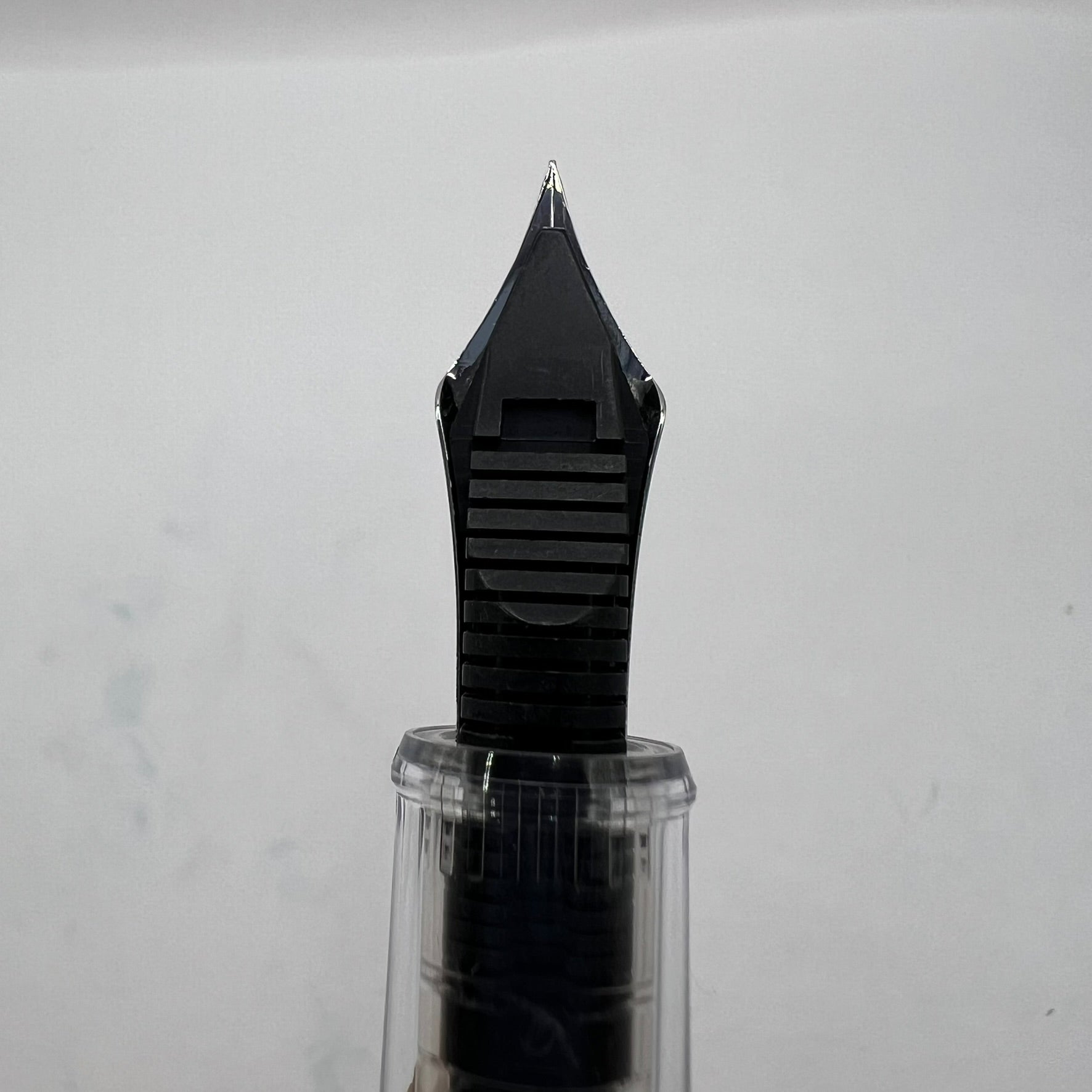 Platinum #3776 Century Fuji Unkei Fountain Pen - Kinu-Gumo